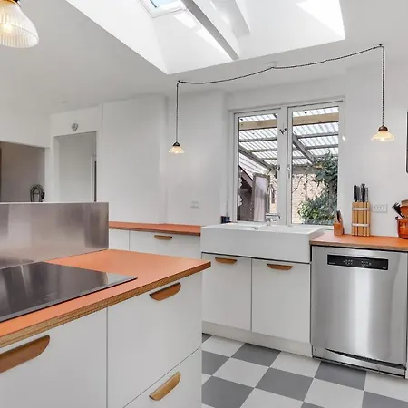 Awesome In With Wifi And 3 Bedrooms * 福堡