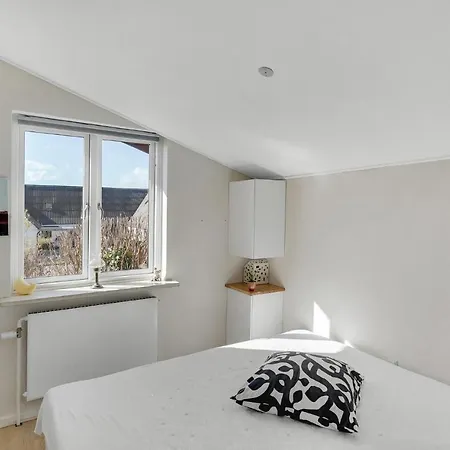 度假居 Awesome In With Wifi And 3 Bedrooms 福堡